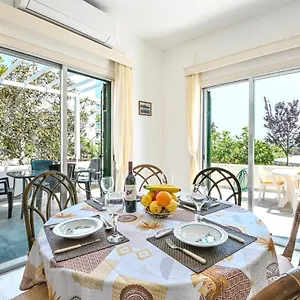 361-walk To Fig Tree Bay & Amenities Πρωταράς